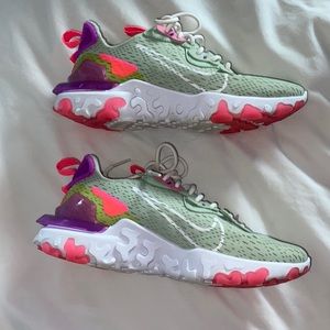 Women’s Nike gently used